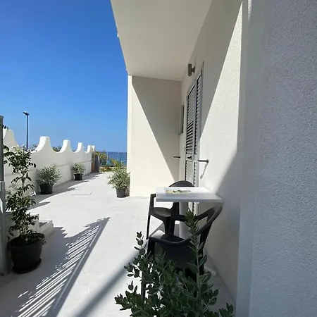 Amoenus In Family 게스트하우스