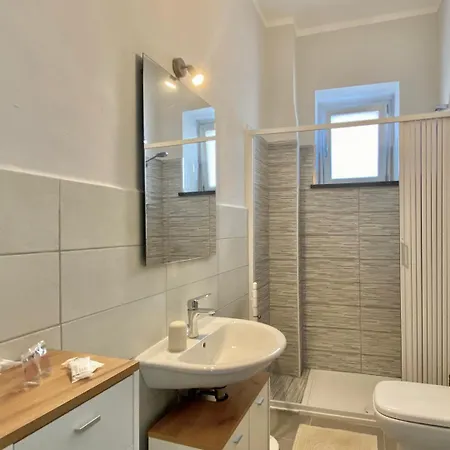 Amoenus In Family 게스트하우스 3*