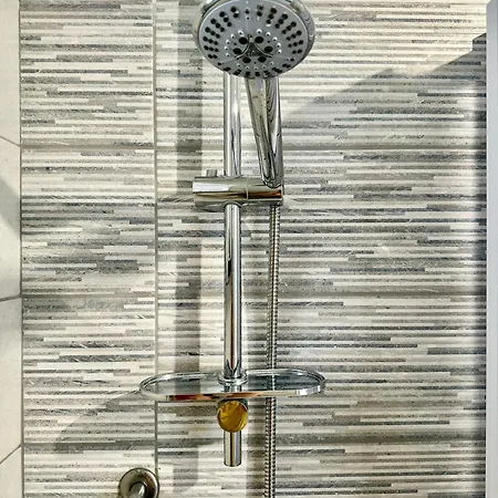 Amoenus In Family 소베라토마리나
