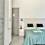 Maison d'hôtes Amoenus In Family Soverato Marina