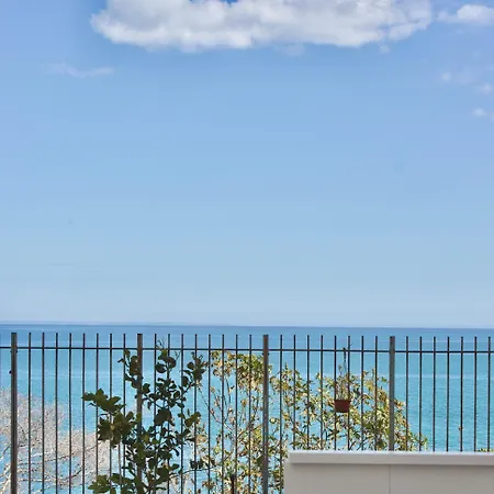 Casa de hóspedes Amoenus In Family